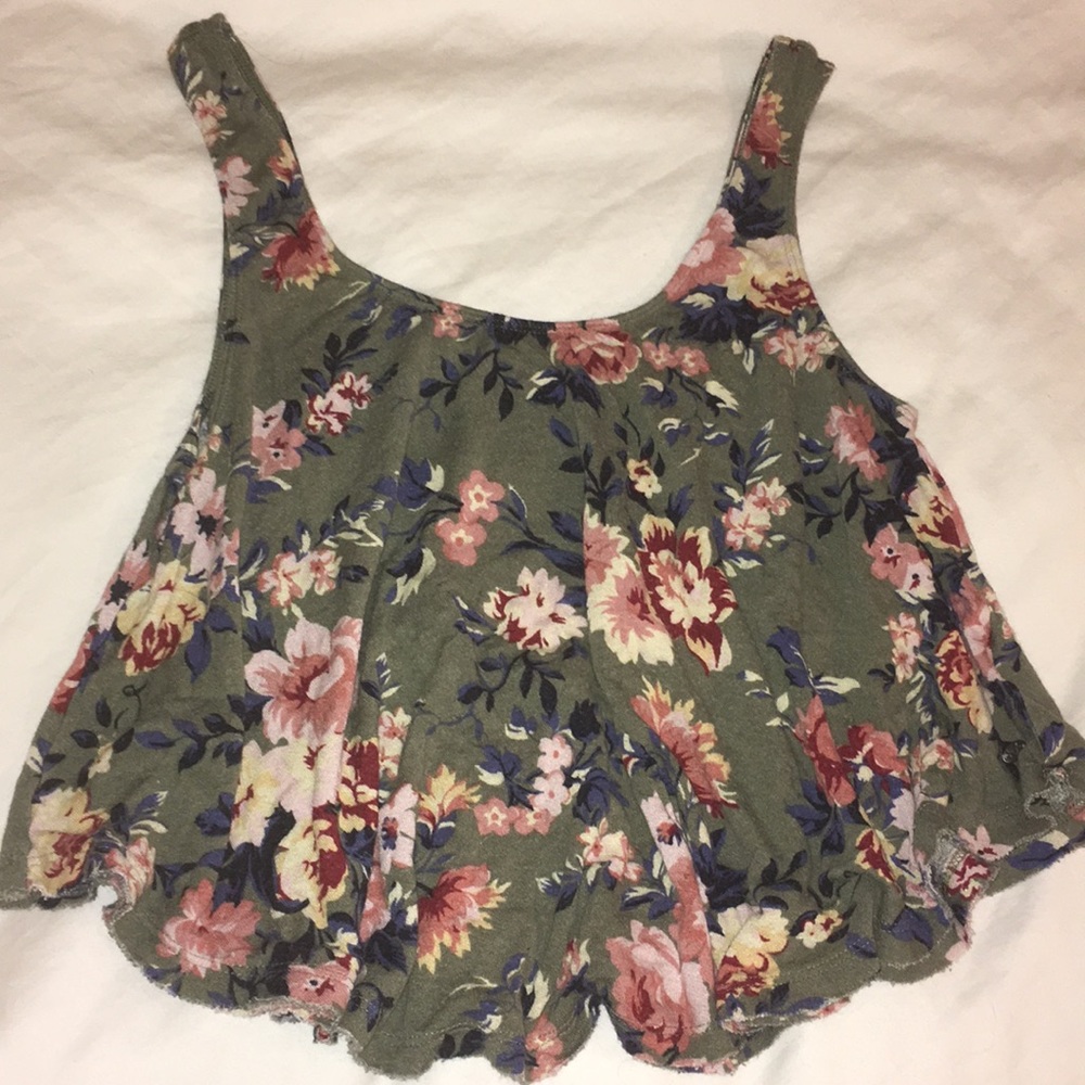Flowery flowy tank